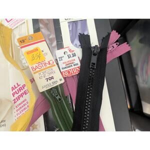 Zipper Lot various sizes and types